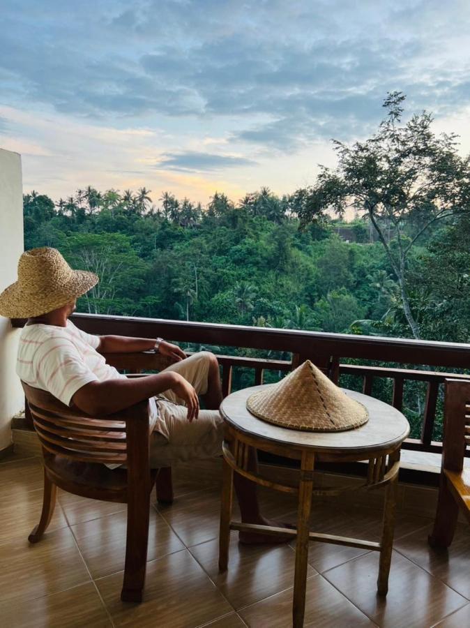 D'Tepi Ubud House Exterior photo